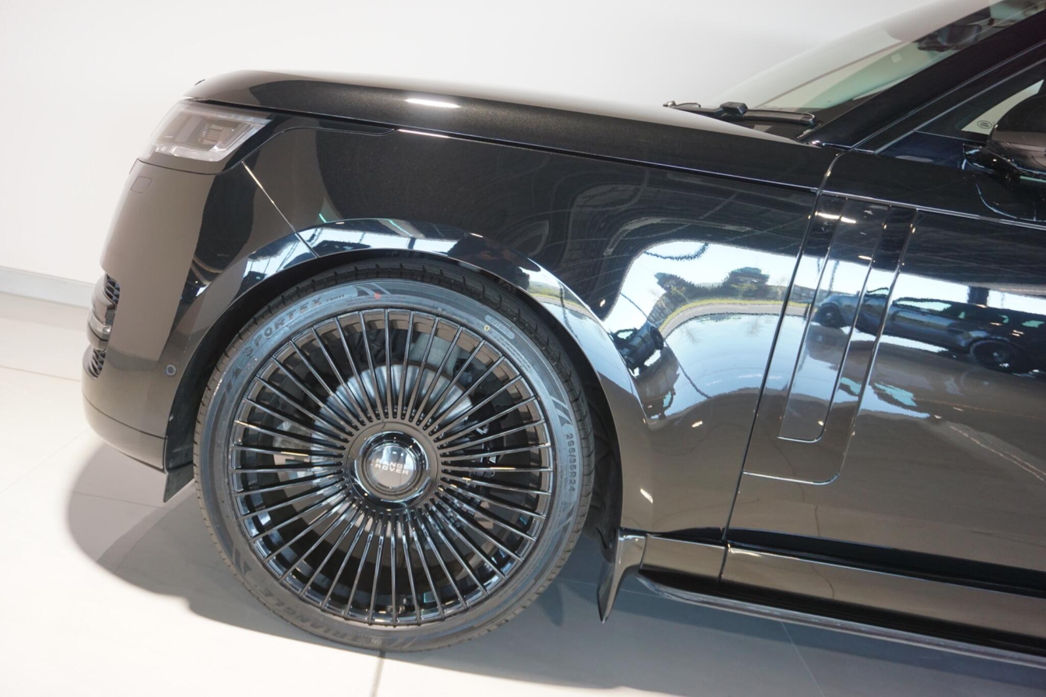 Land Rover Range Rover 3.0 P400 MHEV Autobiography SUV 5dr Petrol Auto 4WD Euro 6 (s/s) (400 ps)